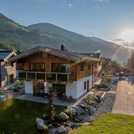 In Pinzgau Near Slopes & Sauna Prázdninový dům *